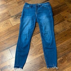 Distressed Hem Skinny Jeans